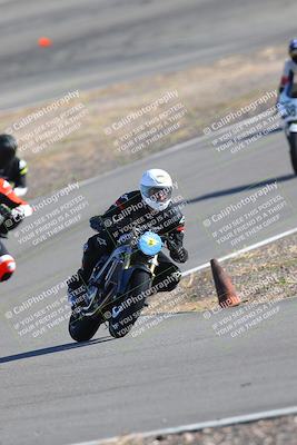 media/Feb-05-2023-Classic Track Day (Sun) [[c35aca4a42]]/Group 2/session 4 turn 4/